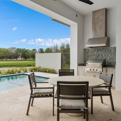 4072 Grande Brick Loop 32