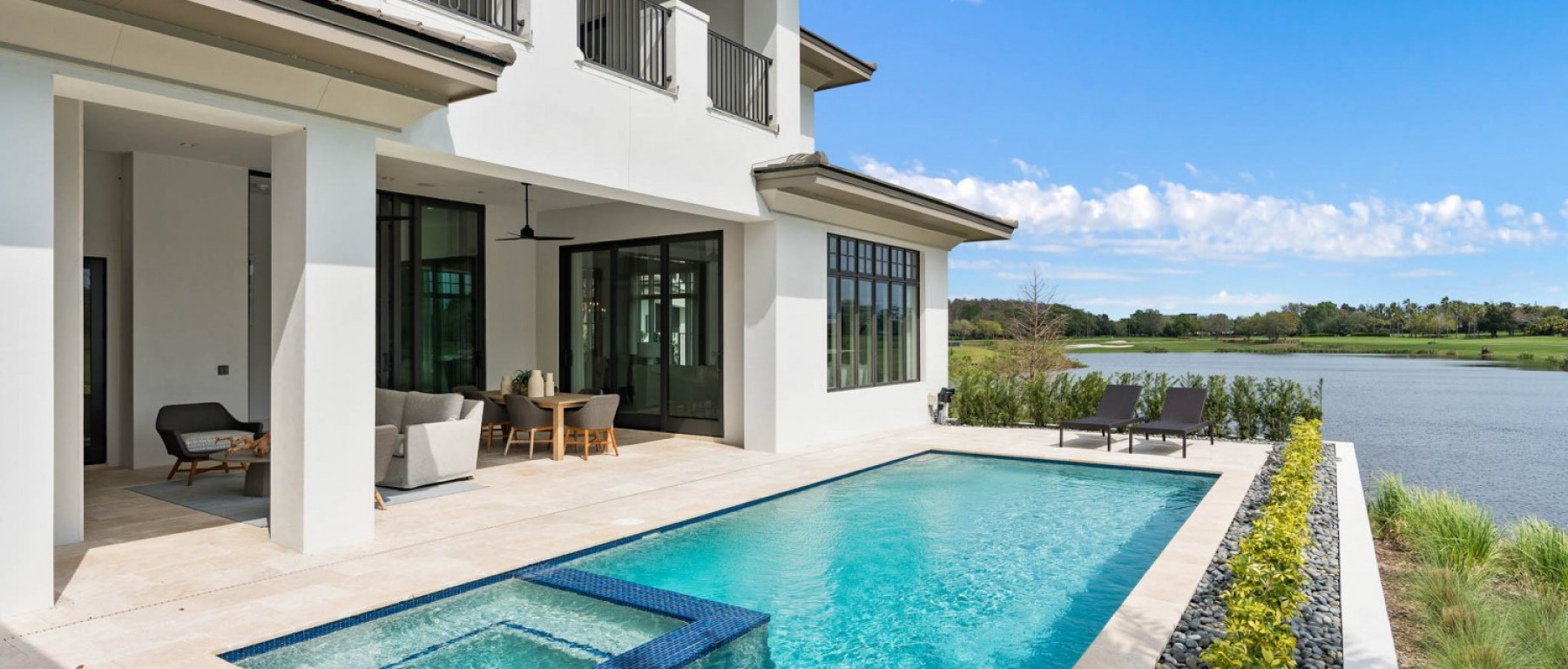 4066 Grande Brick Loop 43